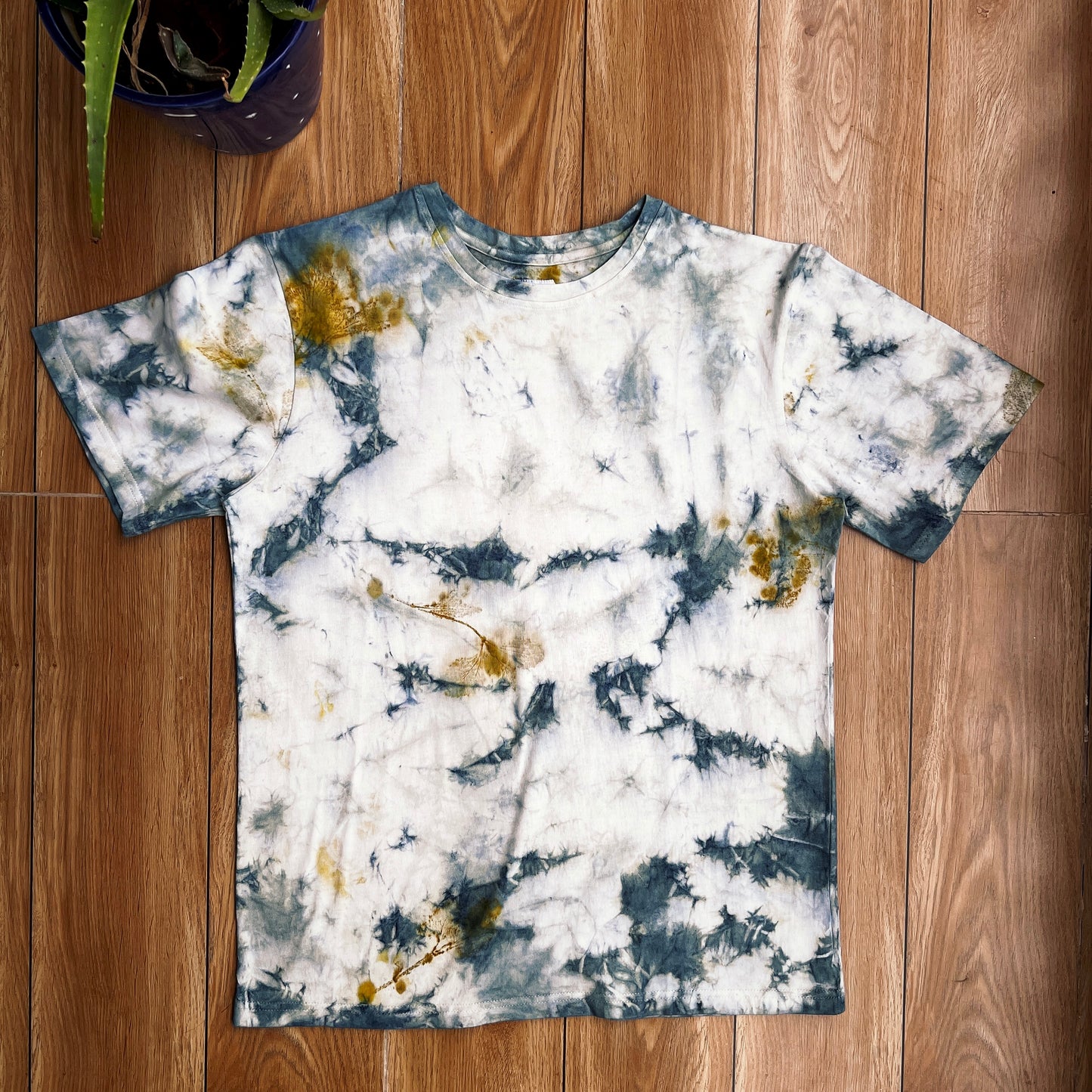 Whimsical Falls & Indigo Eco-print T-Shirts For Men